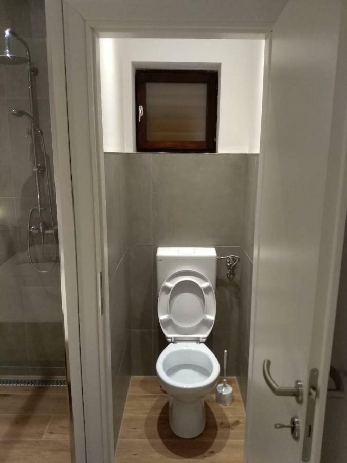 Dean Apartmán